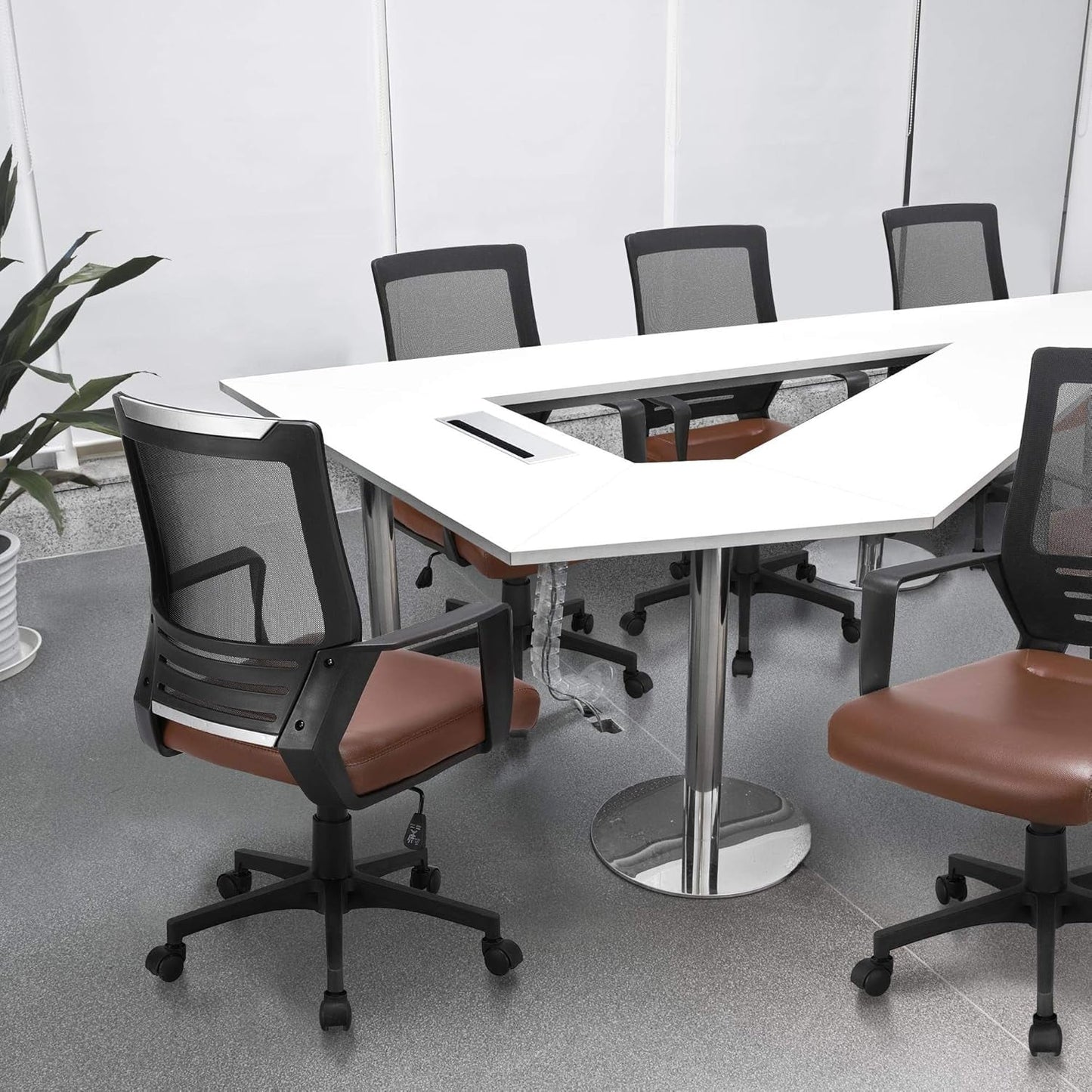 Ergonomic Leather and Mesh Chair