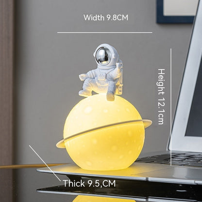 Atmosphere Astronaut Small Night Lamp